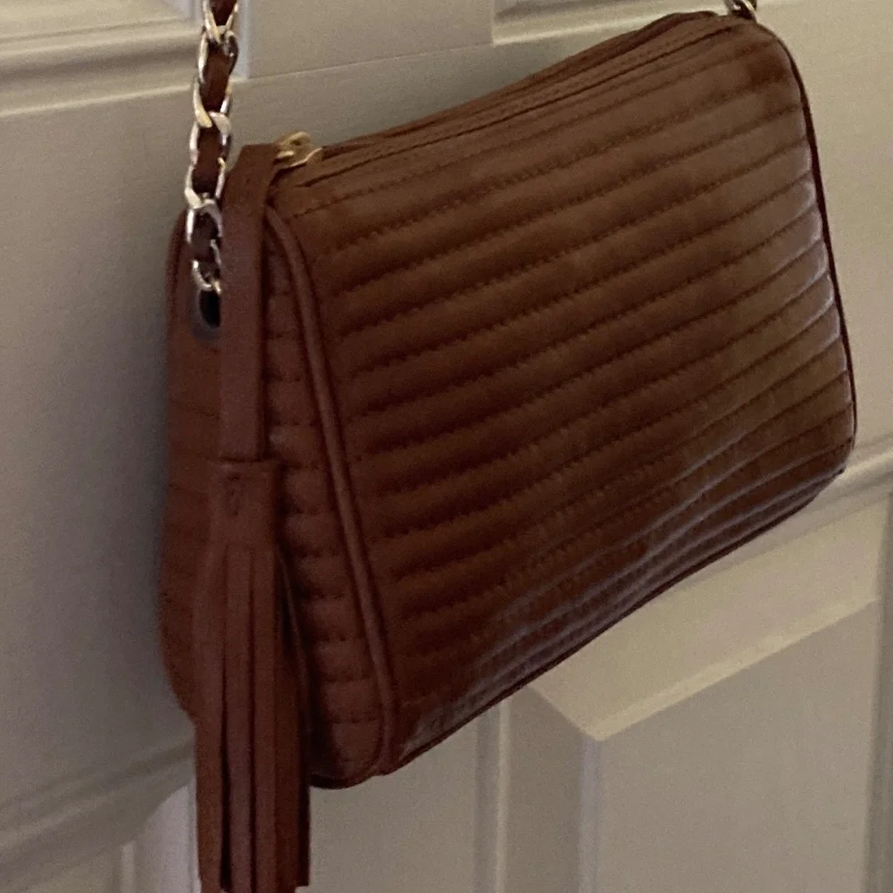 Nordstrom Genuine Leather Caramel Crossbody Bag/Gold Tone Woven Chain/NEW!
